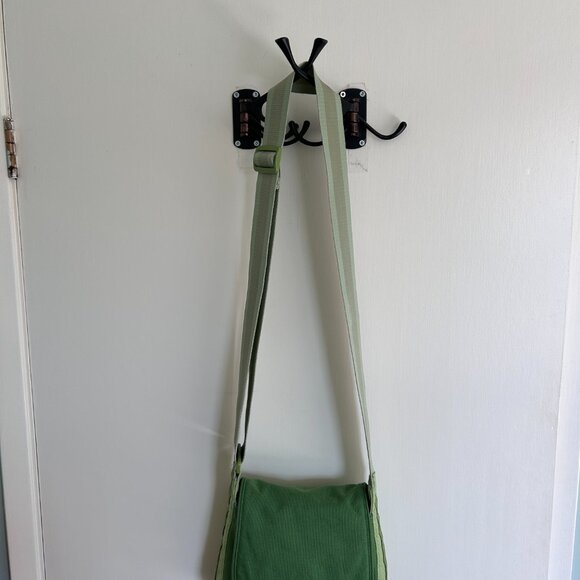 Crumbler Status Belly Bag - Picture 8 of 8